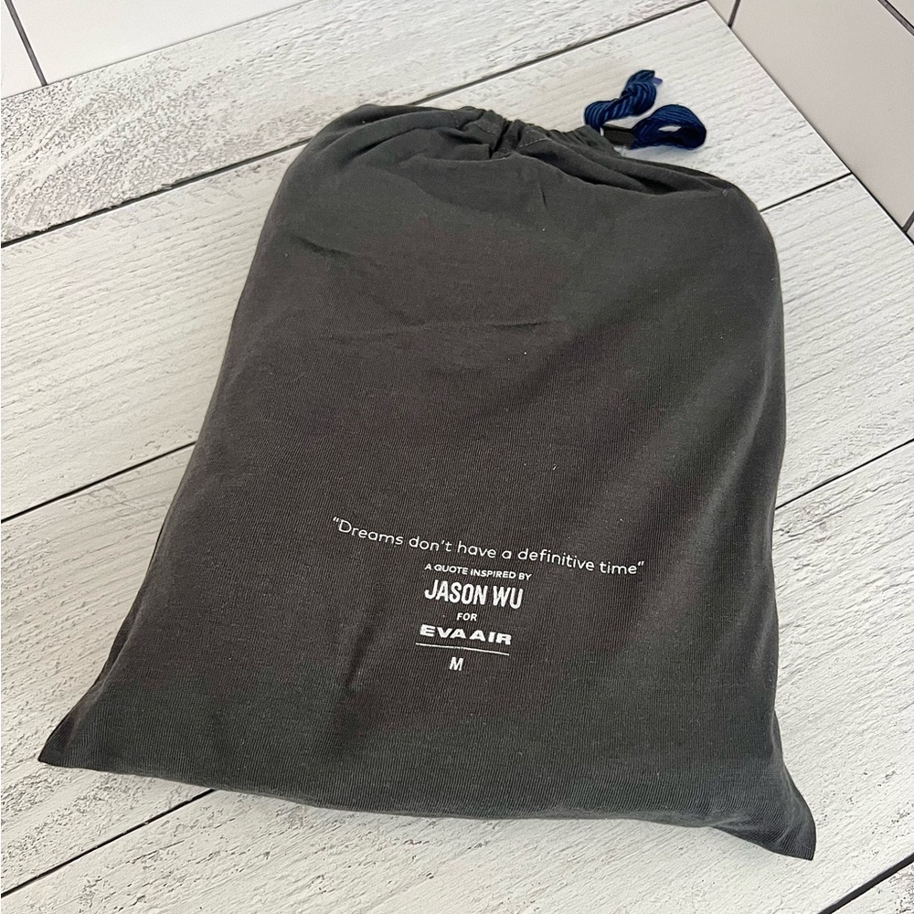 Jason Wu Eva Air Pijamas Brand New Sealed (Unopened) Size M BLUE Color